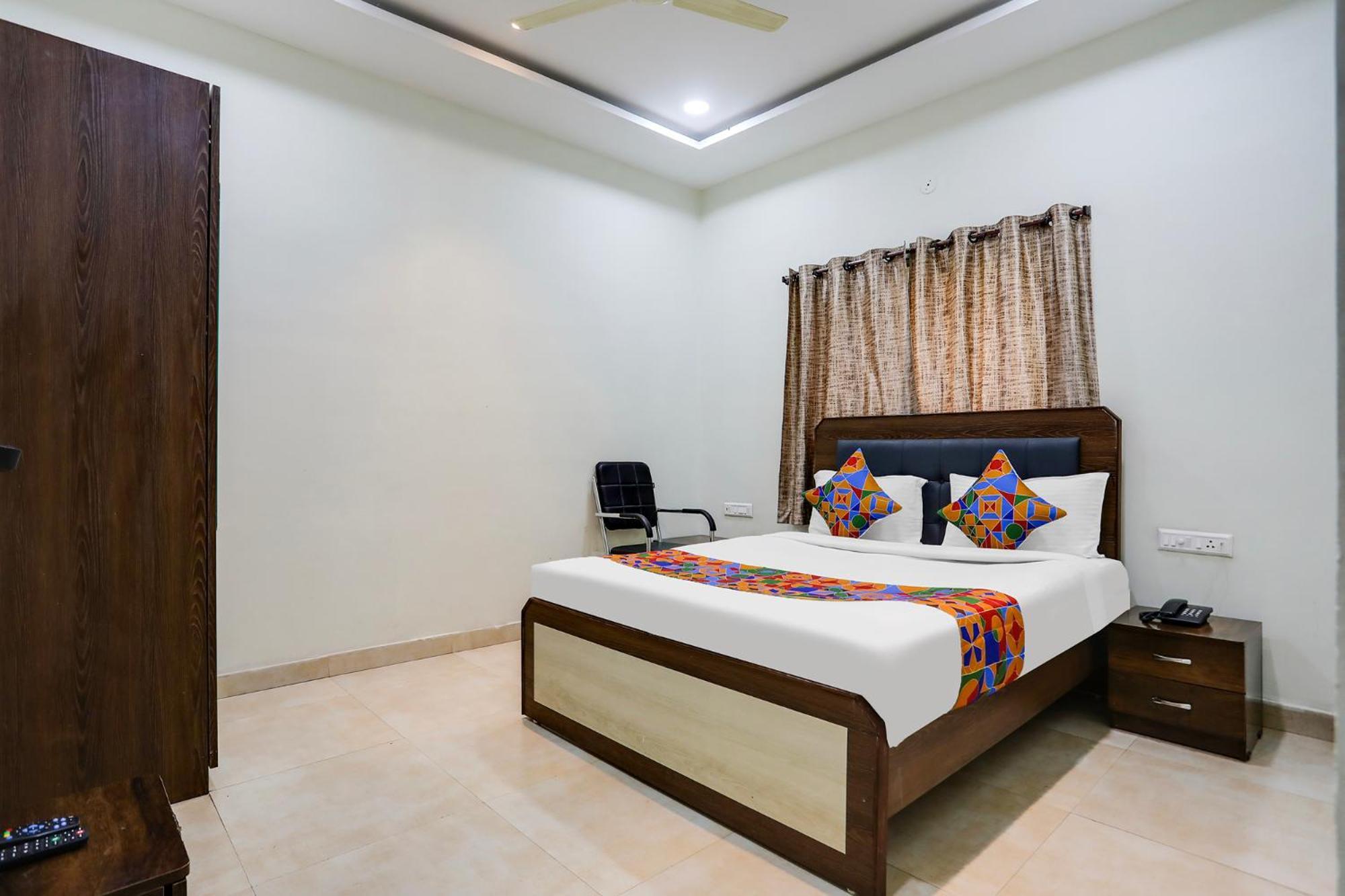 Fabhotel Johar Inn Rāipur Zewnętrze zdjęcie