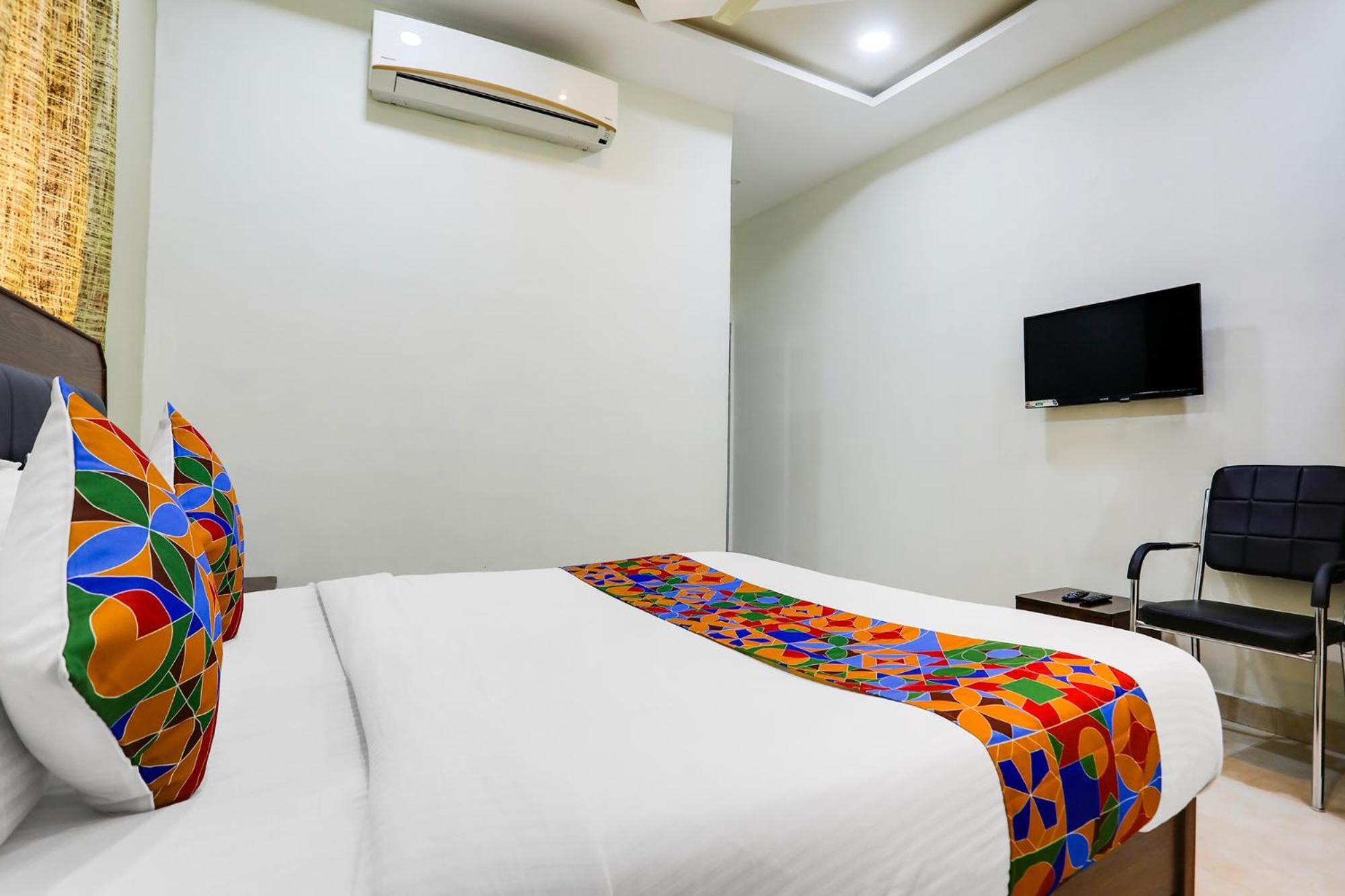 Fabhotel Johar Inn Rāipur Zewnętrze zdjęcie